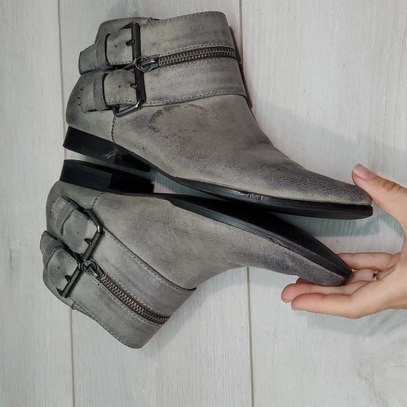 Coconuts By Matisse Women Uptown Ankle Booties Pointed Toe Moto Shoes sz 7M - Picture 10 of 14